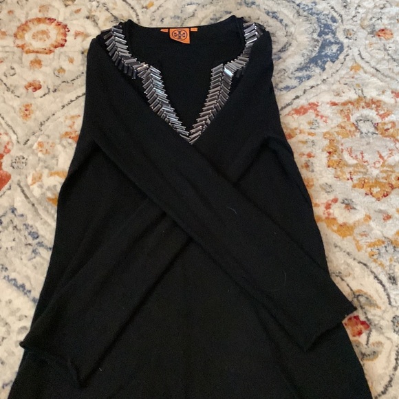 Beautiful gently worn Tory Burch tunic - Picture 5 of 7